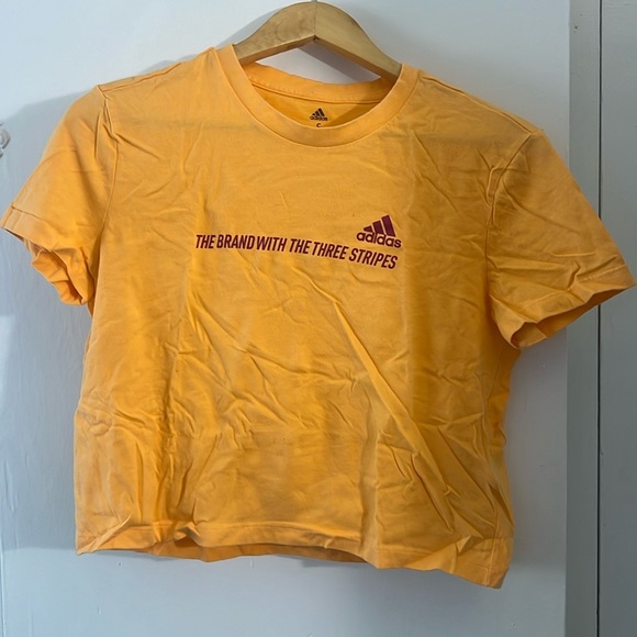 Adidas cropped shirt - Picture 1 of 2